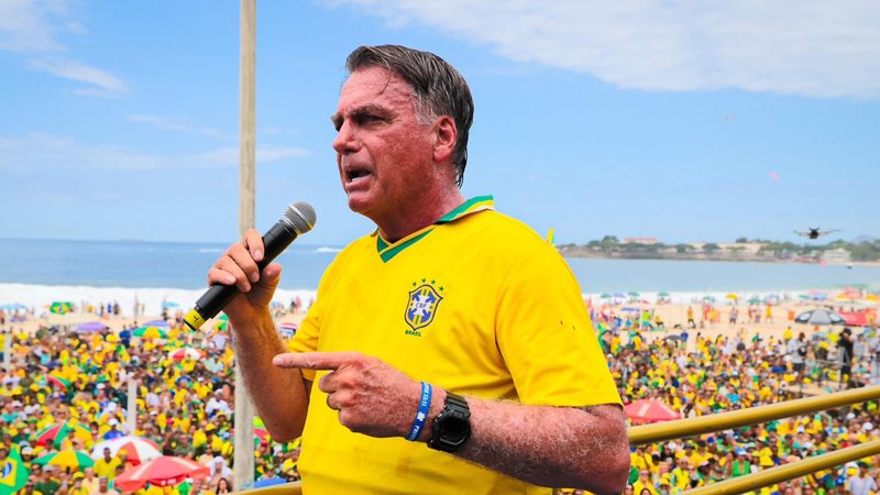 Os exames foram solicitados pelo médico de Bolsonaro para reavaliar sintomas de refluxo e soluços refratários - RS / Fotos Públicas
