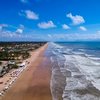 Praia de Aracaju - Adobe Stock