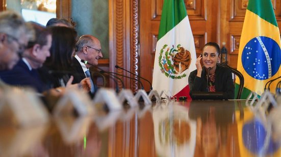 No México, Alckmin se reuniu com a presidente do país, Claudia Sheinbaum; houve assinatura de acordos entre as duas nações - MDIC