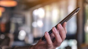 Os idosos têm encontrado nos recursos digitais um meio de cuidar melhor da saúde - Foto: Envato Elements