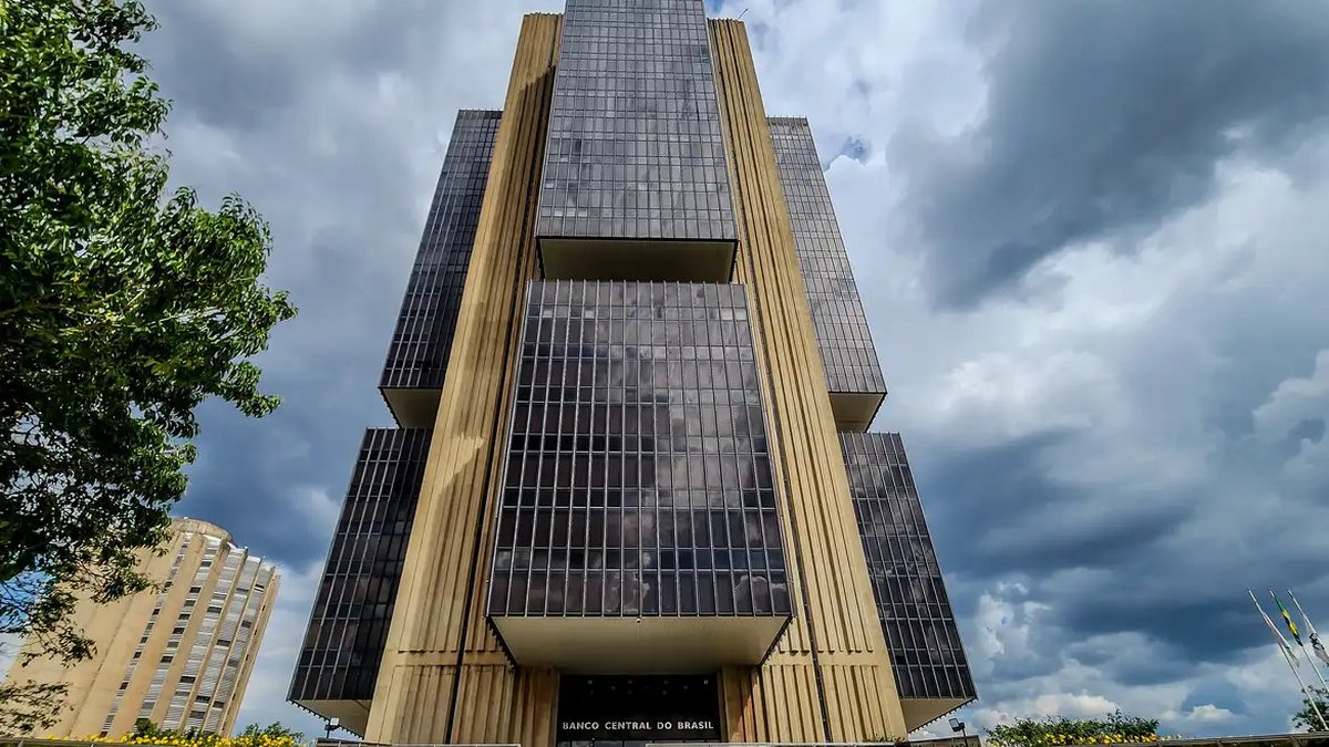 Copom decidiu manter os juros em 15% ao ano, maior  nível em quase 20 anos - Foto: Rafa Neddermeyer/Agência Brasil