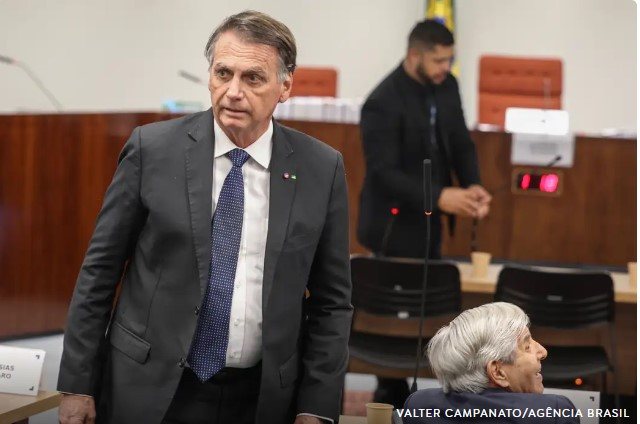 O monitoramento no X, Instagram, Facebook, Reddit e YouTube, apurou cerca de 1,2 milhão de menções sobre Bolsonaro e o decreto de prisão domiciliar - Valter Campanato/Agência Brasil