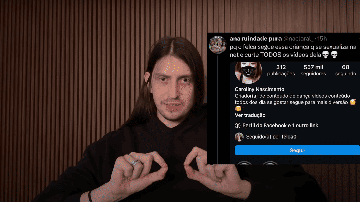 Exemplo de acusação feita para o influencer, mostrada em seu vídeo - Reprodução - YouTube