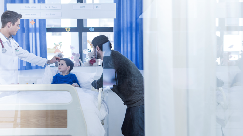 Quedas, queimaduras e acidentes de trânsito seguem como as principais causas de hospitalização infantil no Brasil. - Foto: Envato Elements