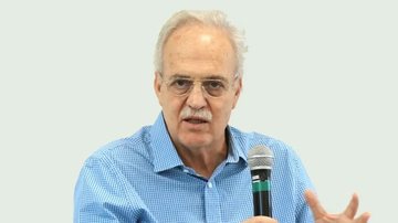 "Se aumentar a temperatura em 2° graus, a Amazônia vai se degradar", diz o climatologista Carlos Nobre - IEA/USP