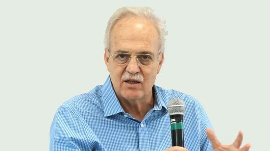 "Se aumentar a temperatura em 2° graus, a Amazônia vai se degradar", diz o climatologista Carlos Nobre - IEA/USP