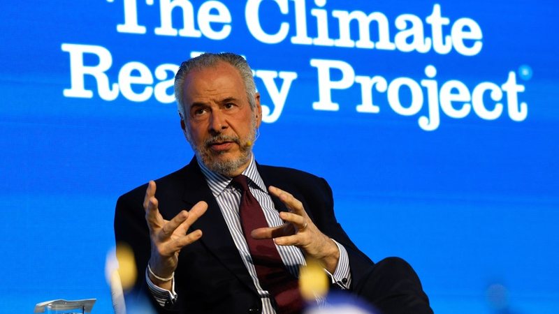 André Corrêa do Lago diz que "o setor privado já acelerou a transição de maneiras significativas, mas agora precisa avançar ainda mais" - Tânia Rêgo/Agência Brasil