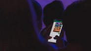 O projeto avança após a denúncia do youtuber Felca, em vídeo que discute a "adultização" - Envato