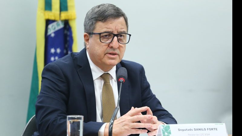 o parecer do do relator, o deputado Danilo Forte (União-CE), reforça que serão aceitos somente descontos com autorização de assinatura eletrônica ou biometria - Vinicius Loures/Câmara dos Deputados
