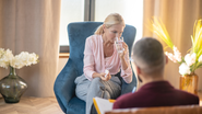 Novos desafios emocionais tornam a psicoterapia uma aliada essencial em todas as idades - Foto: Envato Elements