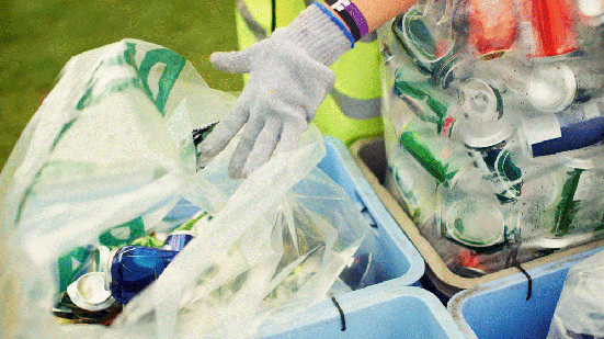 A operação será realizada em parceria com a cooperativa Carioca Recicla, que realizará a triagem e a destinação correta dos resíduos, garantindo a reciclagem - Envato