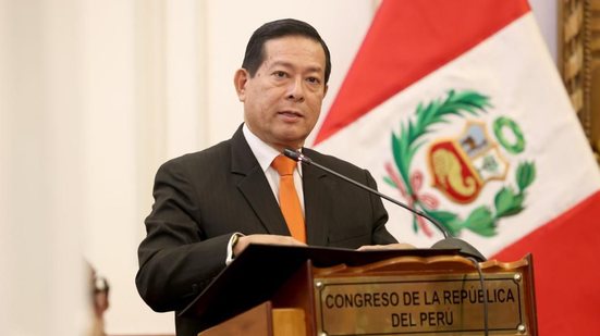 O primeiro-ministro peruano, Eduardo Arana, diz que sobrevoo causou surpresa e indignação e que explicações colombianas não satisfazem - Ministério da Justiça e Direitos Humanos do Peru