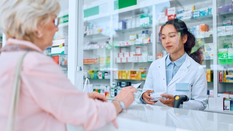 Incontinência urinária afeta cerca de 45% das mulheres e 15% dos homens acima de 40 anos - Envato