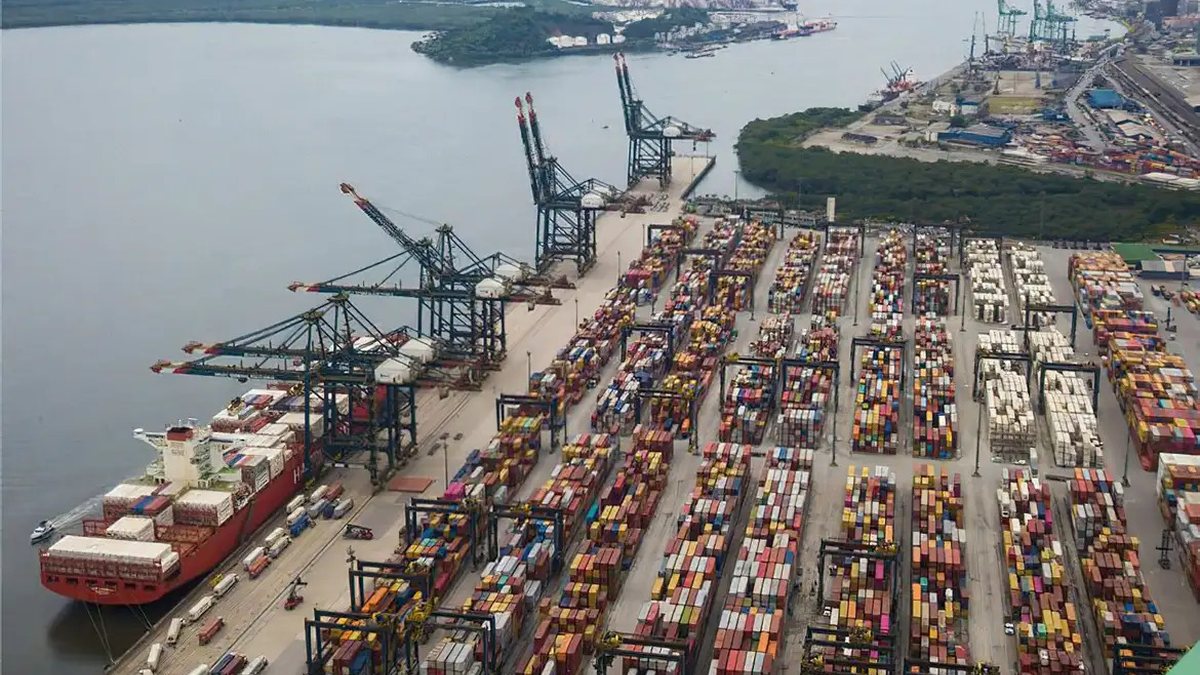 Para o Itamaraty, a decisão de Donald Trump viola as diretrizes da OMC - Divulgação/Porto de Santos