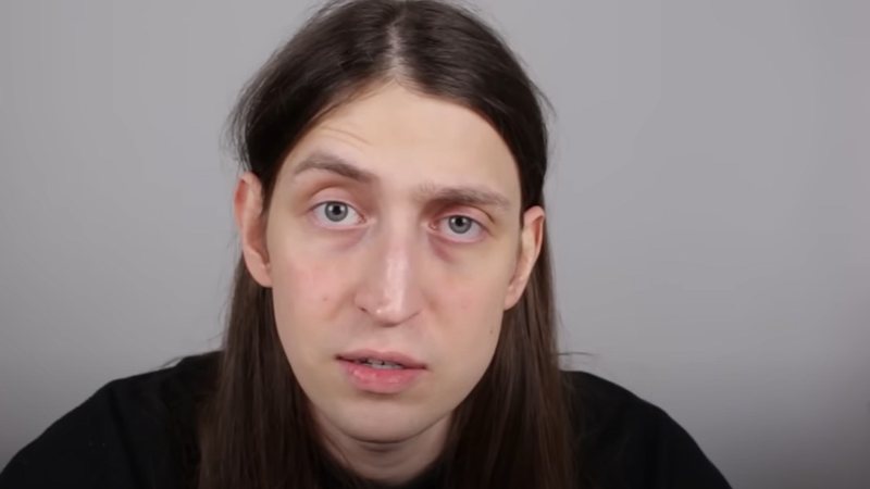 O youtuber Felca diz que conhece pessoas que foram abusadas em crimes virtuais - Reprodução Youtube
