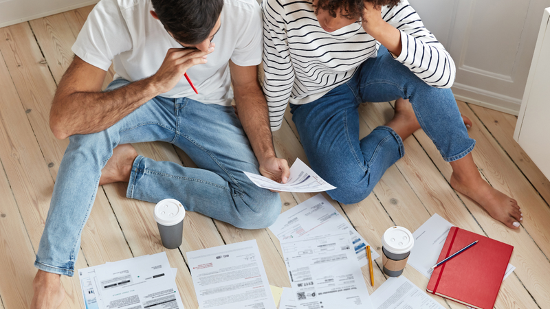 Conquistar um diploma de ensino superior continua sendo o sonho de milhões de brasileiros - Envato