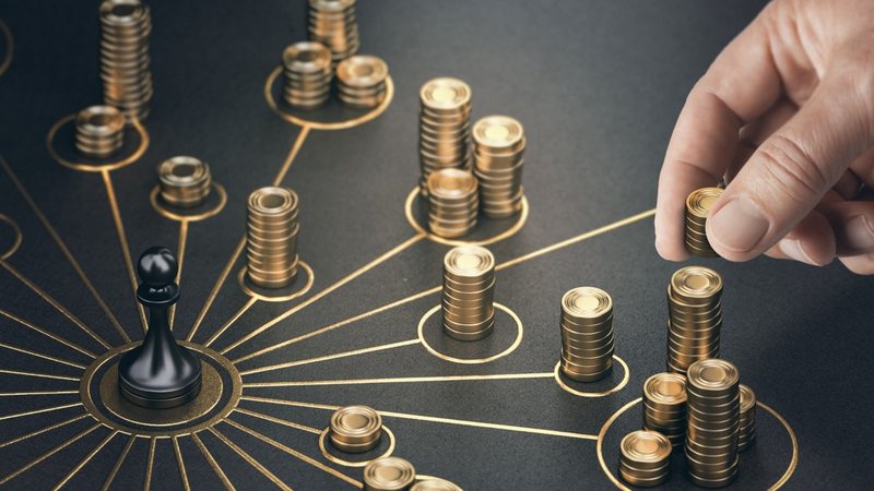 Já na ponta negativa, os fundos de ações lideraram as retiradas no mês, com saída líquida de R$ 5 bilhões, o maior volume entre todas as categorias - Envato
