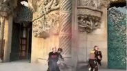Momento em que as ativistas são presas; a igreja Sagrada Família, em Barcelona, foi projetada pelo arquiteto Antoni Gaudí, - Reprodução /instagram.com/futurovegetal/