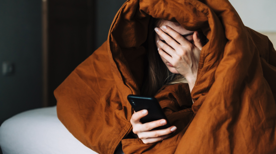 O comportamento marca uma mudança clara nos hábitos de comunicação - Foto: Envato Elements