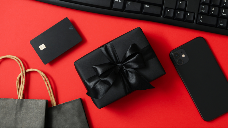 Brasileiros estão apostando em tecnologia e perfumaria como principais escolhas de presente para os pais - Foto: Envato Elements
