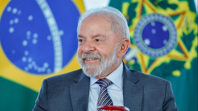 O presidente Lula diz que vai buscar solução conjunta para tarifaço com outros líderes dos BRICS - Ricardo Stuckert/PR