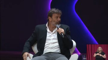 O ator global Marcelo Faria, que participou de painel no MaturiFest nesta sexta-feira, 22 - Reprodução/YouTube