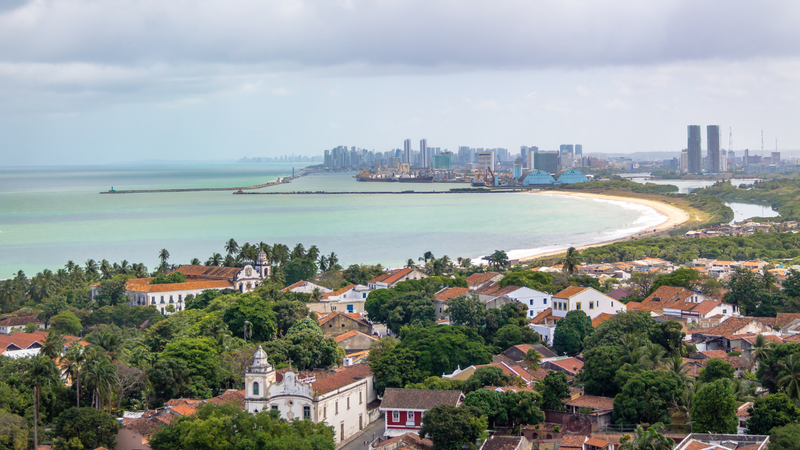 Olinda, em Pernambuco, reúne praia e folclore - Foto: Envato Elements