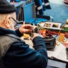 O Inova Sênior une as duas universidades de ponta para aproveitar o bônus de pessoas 60+ no País - Envato