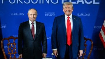 Trump e Putin se reuniram por mais de duas horas e meia e não chegaram a um acordo sobre o cessar-fogo na Ucrânia - White House