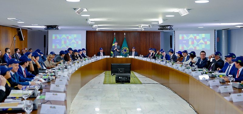 O novo mote foi apresentado na reunião ministerial realizada nesta terça-feira, 26 - Ricardo Stuckert / PR