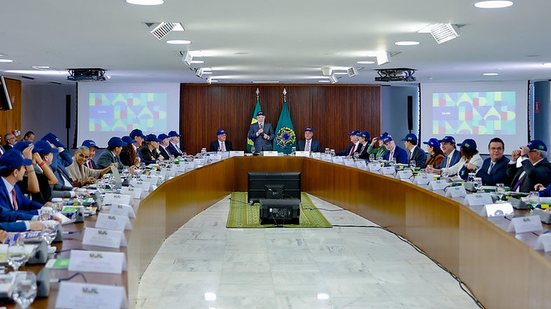 O novo mote foi apresentado na reunião ministerial realizada nesta terça-feira, 26 - Ricardo Stuckert / PR