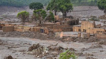O empreendimento agora suspenso fica na mesma área do município de Mariana onde ocorreu, em 2015, o rompimento da barragem do Fundão (foto) - Antonio Cruz/Agência Brasil