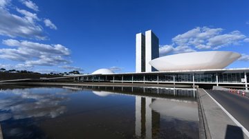 Senado nega boato sobre aumento da idade da aposentadoria para 67 anos