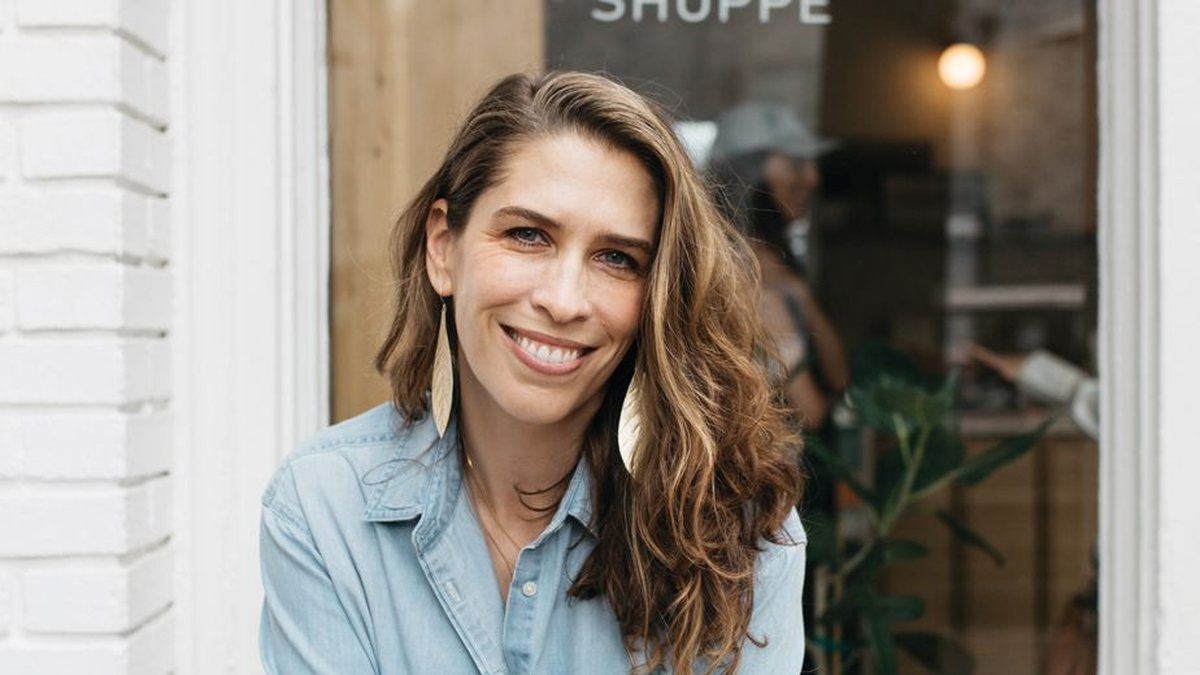 Quando não reconhecido, o sofrimento emocional tende a se expressar fisicamente, diz terapeuta americana Monica DiCristina em novo livro - Divulgação | VR Editora - Latitude