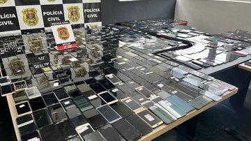 Celulares apreendidos em operação da polícia - Divulgação - SSP