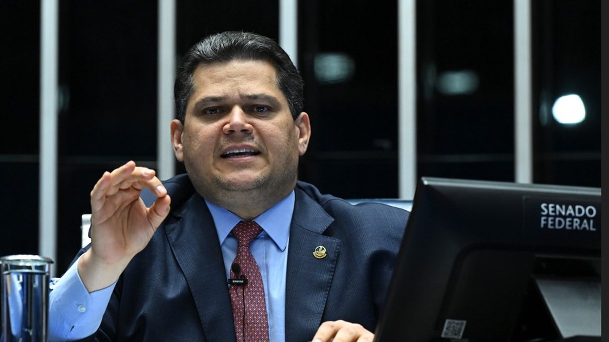 Davi Alcolumbre fez discurso de encerramento do ano e cobrou que o Legislativo se "reafirme" - Jefferson Rudy/Agência Senado