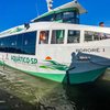 A frota do Aquático-SP é composta por 5 embarcações, todas com lugares exclusivamente sentados - Divulgação/Prefeitura SP