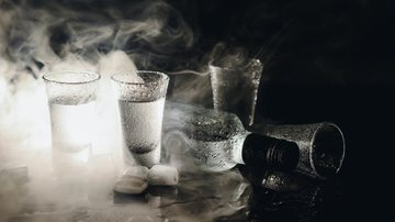 Veto se referia à venda de insumos que poderiam ser usados na fabricação clandestina de bebidas, como garrafas vazias, tampas e lacres - Envato