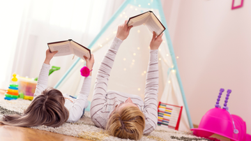 O feriado é a chance perfeita para avós e netos passarem mais tempo juntos - Foto: Envato Elements