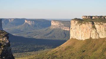 O bioma da Caatinga guarda experiências únicas para quem deseja conhecer um Brasil autêntico - Foto: Guia Chapada Diamantina