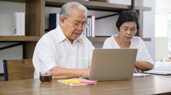 O curso terá 190 mil vagas abertas - Envato