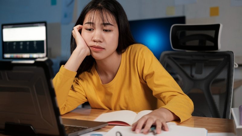 Para 79% dos estudantes,  falhas na educação básica desmotivam a iniciar ou manter um curso de graduação - Envato Elements