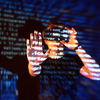O aplicativo promete invadir totalmente a privacidade dos filhos - Envato