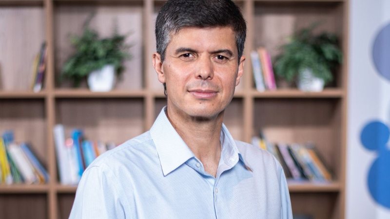 Frederico Trajano destaca papel do varejo na inclusão de beneficiários de programas sociais - Divulgação