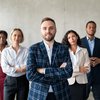 Estudo traz dados sobre os novos papéis dos líderes corporativos e mostra que 83,1% consideram empreender - Foto: Envato Elements