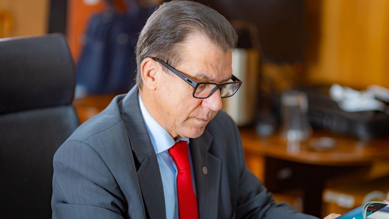 O ministro do Trabalho, Luiz Marinho, pretende sair da pasta para voltar a ser deputado - Divulgação / Ascom Ministério do Trabalho
