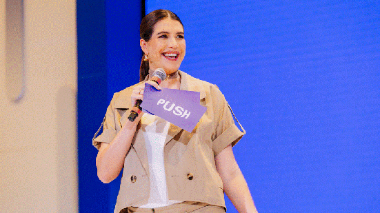 Manuela Bordasch disse que por ter escolhido atuar com moda, um ambiente majoritariamente feminino, não enfrentou preconceitos, mas ressaltou que o maior desafio foi a solidão - Divulgação/PushFinanças