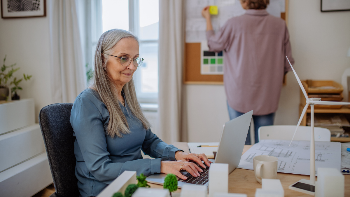 Funções ligadas ao desenvolvimento, aplicação e governança de sistemas inteligentes aparecem no topo da lista - Foto: Envato Elements