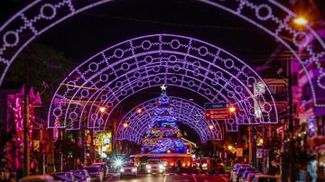 Se você quiser viver o evento completo, é bom se planejar com antecedência - Foto: Natal Luz Gramado 2024