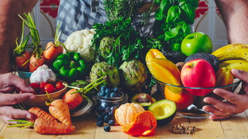 Além da beleza das flores, a época é também um convite para renovar os cardápios com frutas, legumes e verduras - Foto: Envato Elements